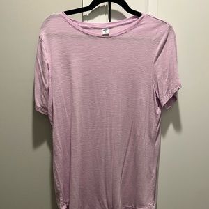 old navy tee